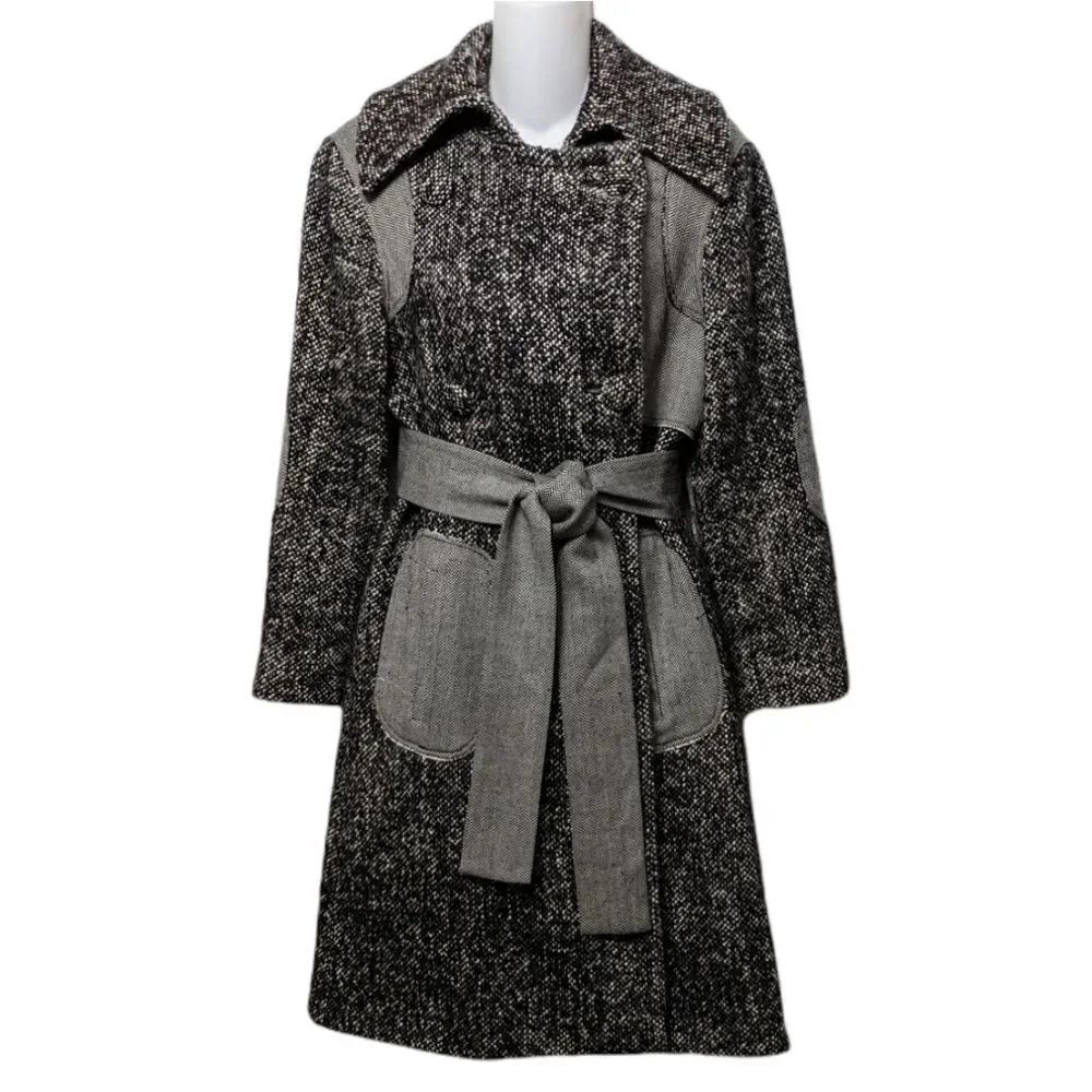 D-DUE Wool Tweed Herringbone Mid Length Coat
